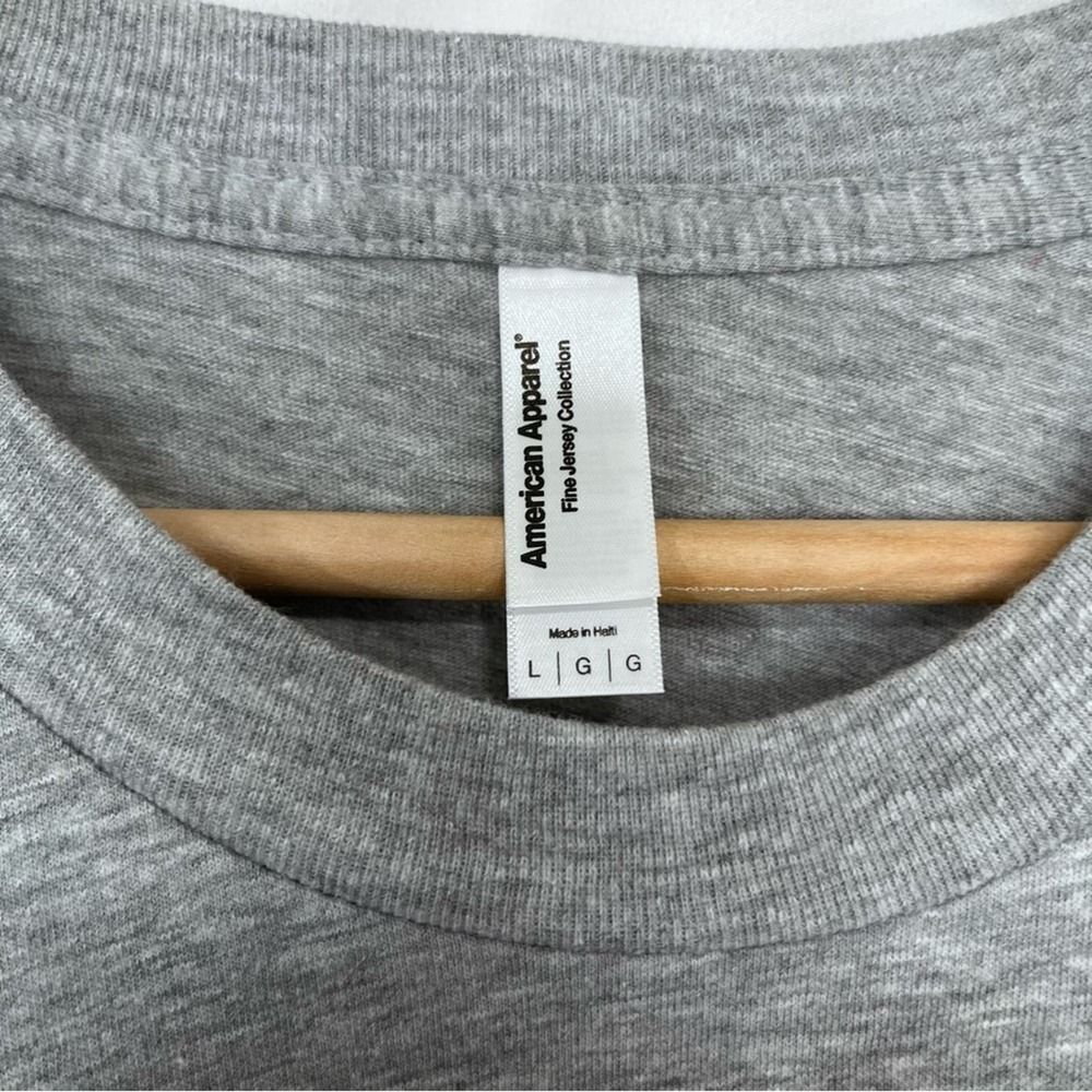 Introverted But Willing to Discuss Poshmark Tee Unisex L - Picture 3 of 4